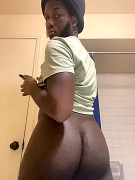 Snapshot of ThickDic28 chatting on October 14, 2025, 8:04 am ThickDic28 online show from October 14, 2025, 8:04 am