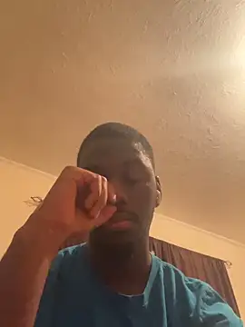 Snapshot of ThickDic28 chatting on March 3, 2026, 5:03 am ThickDic28 online show from March 3, 2026, 5:03 am