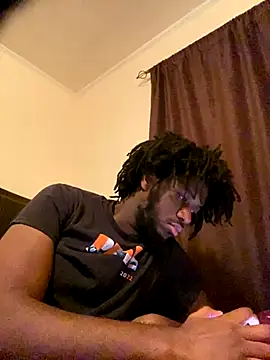 Snapshot of ThickDic28 chatting on September 12, 2025, 12:22 am ThickDic28 online show from September 12, 2025, 12:22 am