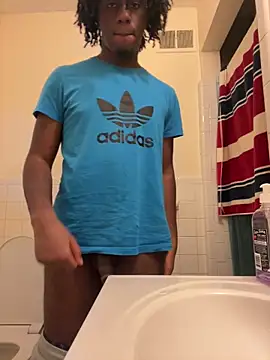 Snapshot of ThickDic28 chatting on November 4, 2025, 11:08 pm ThickDic28 online show from November 4, 2025, 11:08 pm