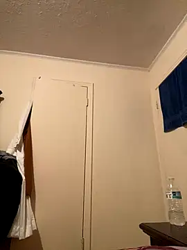 Snapshot of ThickDic28 chatting on October 25, 2025, 11:49 pm ThickDic28 online show from October 25, 2025, 11:49 pm