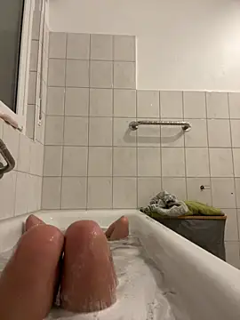 Emilia Mausi online show from September 28, 2025, 7:21 pm