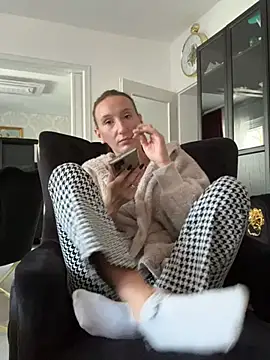 Emilia Mausi online show from March 2, 2026, 10:44 am