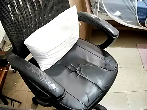 sissypamsissy online show from October 1, 2025, 12:53 pm