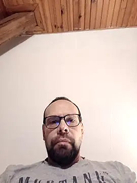 calofarru online show from February 12, 2026, 11:21 am