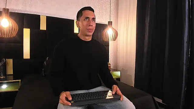 Lucio  Fox online show from March 26, 2026, 11:52 am