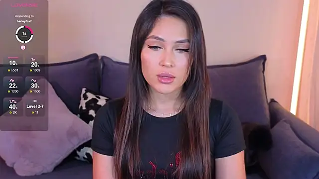 CarolineGuthrie online show from January 14, 2026, 1:59 pm