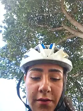 CAROLINE  07 online show from March 22, 2026, 1:01 pm