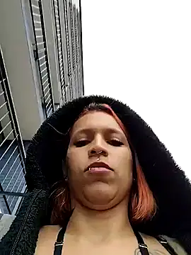 Snapshot of Zoe73_ chatting on September 13, 2025, 7:36 pm Zoe73 online show from September 13, 2025, 7:36 pm