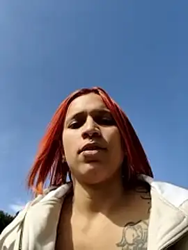 Snapshot of Zoe73_ chatting on January 10, 2026, 2:23 pm Zoe73 online show from January 10, 2026, 2:23 pm