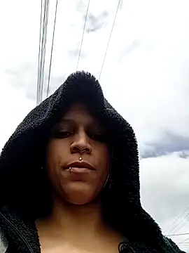 Snapshot of Zoe73_ chatting on November 13, 2025, 7:07 pm Zoe73 online show from November 13, 2025, 7:07 pm