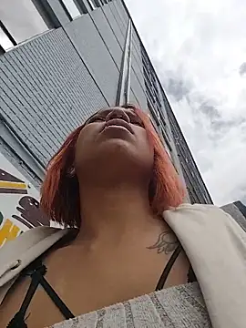 Snapshot of Zoe73_ chatting on February 17, 2026, 3:42 pm Zoe73 online show from February 17, 2026, 3:42 pm