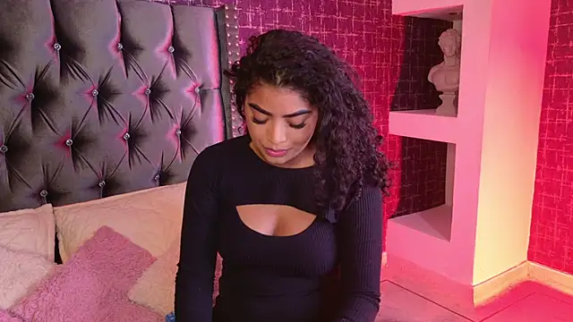 Carly Monroe  online show from September 10, 2025, 10:09 pm