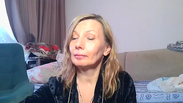 Sweetmurrr online show from February 7, 2026, 1:19 pm