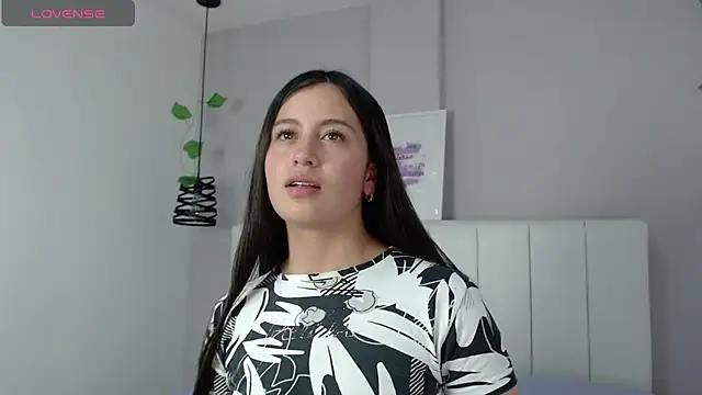 Snapshot of Zaaida_ chatting on February 27, 2026, 8:08 pm Zaaida online show from February 27, 2026, 8:08 pm