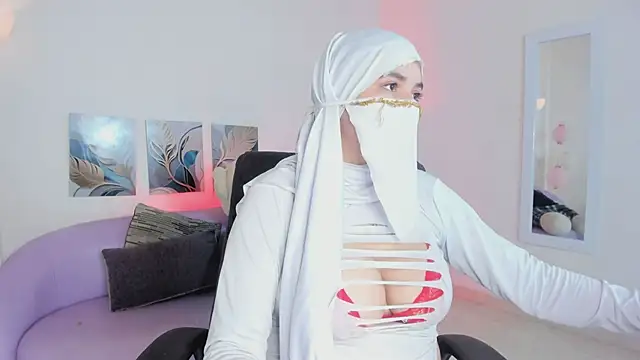 Snapshot of salma_isawwii chatting on May 16, 2026, 2:27 pm salma isawwii online show from May 16, 2026, 2:27 pm