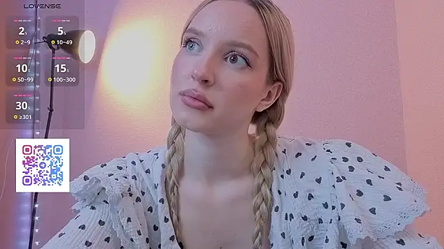 PickmeBabby online show from November 14, 2025, 8:45 pm