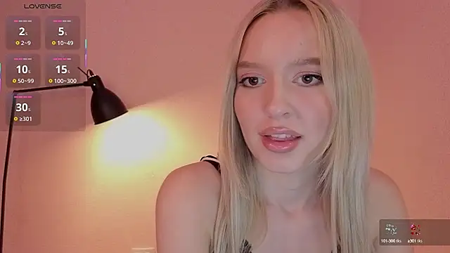 PickmeBabby online show from October 4, 2025, 8:21 pm