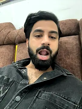 hottestboy03 online show from November 25, 2025, 5:19 am