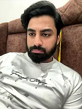 hottestboy03 online show from January 13, 2026, 6:12 pm