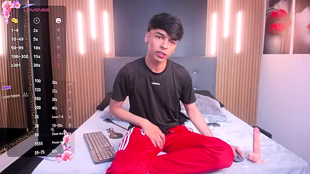 OnlyJos online show from October 11, 2025, 7:26 pm