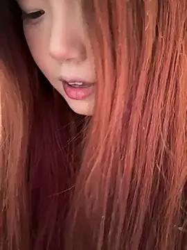Snapshot of mimi9420 chatting on March 8, 2026, 4:32 pm mimi9420 online show from March 8, 2026, 4:32 pm