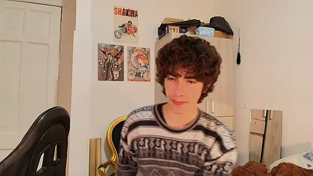 Nude Boy18 online show from October 18, 2025, 4:47 am