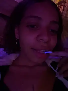 yumi hanna online show from September 21, 2025, 12:38 am