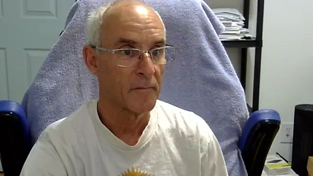 funone1999 online show from September 26, 2025, 12:50 am