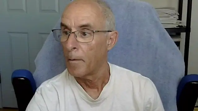 funone1999 online show from September 9, 2025, 10:41 pm