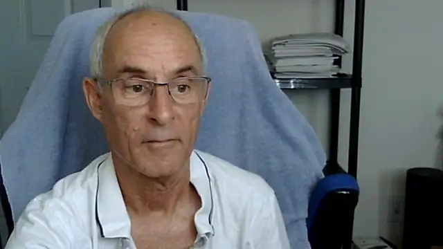 funone1999 online show from November 11, 2025, 8:36 pm