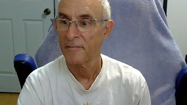 funone1999 online show from September 28, 2025, 12:17 am