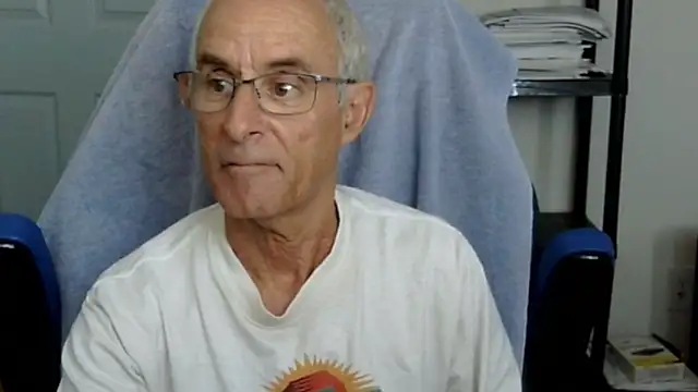 funone1999 online show from October 14, 2025, 8:31 pm