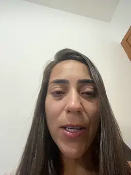 lucioliveira online show from February 8, 2026, 2:48 pm