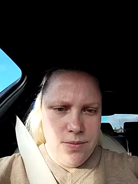 Snapshot of Amberdual chatting on October 15, 2025, 6:54 am Amberdual online show from October 15, 2025, 6:54 am