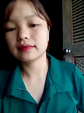 XoiXoi232 online show from October 5, 2025, 12:34 am