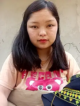 XoiXoi232 online show from February 16, 2026, 4:00 am