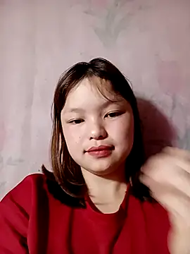 XoiXoi232 online show from September 13, 2025, 3:12 pm