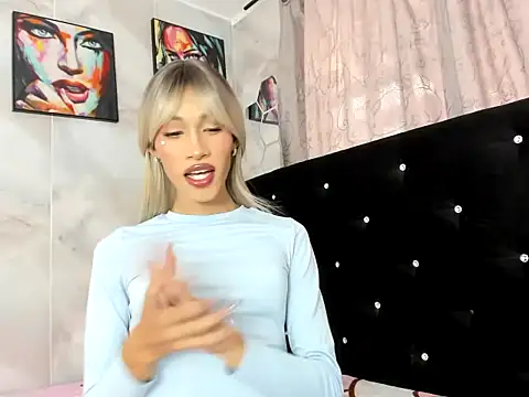 Snapshot of samara_novice18 chatting on October 29, 2025, 8:41 pm samara novice18 online show from October 29, 2025, 8:41 pm