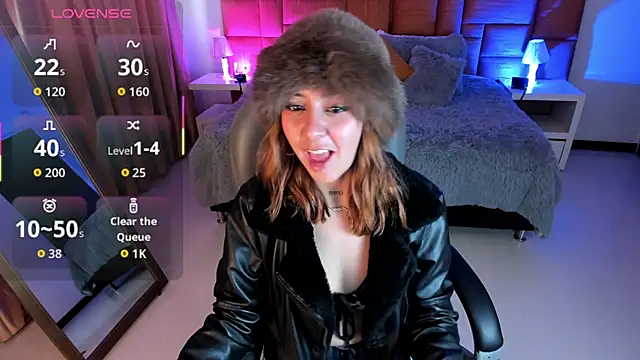 Catti Brie online show from October 21, 2025, 11:42 am