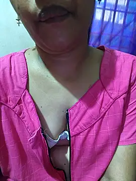 keralacouples11 online show from October 18, 2025, 2:46 am