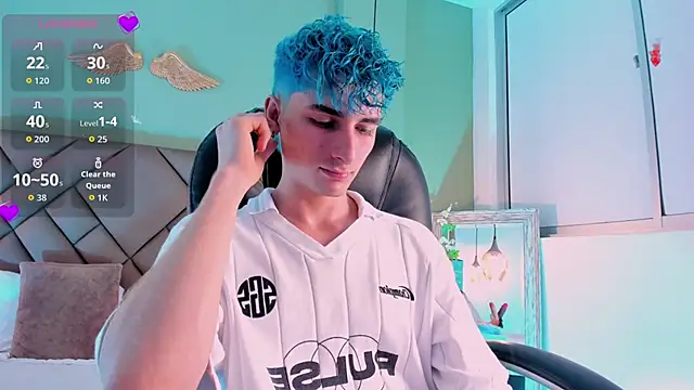 JaydenVillalobos online show from September 10, 2025, 1:10 pm