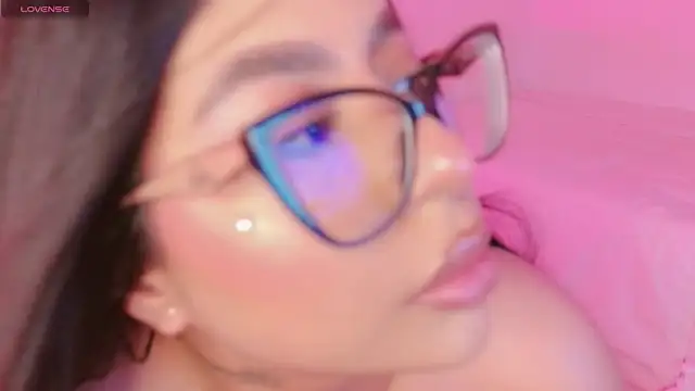Snapshot of SophiieEvanss chatting on July 14, 2026, 3:33 am SophiieEvanss online show from July 14, 2026, 3:33 am