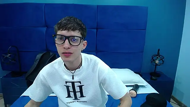 Jheampiiero online show from September 11, 2025, 1:44 pm