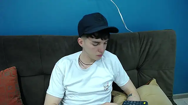 Jheampiiero online show from November 13, 2025, 3:27 pm