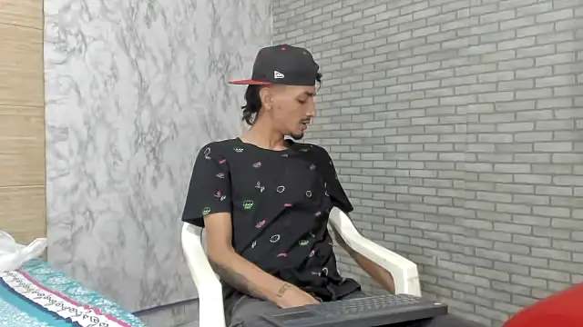 Sexvergon 26 online show from November 24, 2025, 8:31 pm