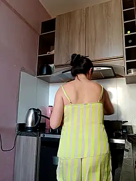 Snapshot of _SexyPetite_ chatting on September 24, 2025, 6:47 pm SexyPetite online show from September 24, 2025, 6:47 pm