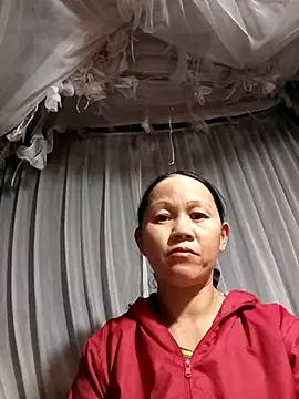 MaiHoa69 online show from November 3, 2025, 8:40 am