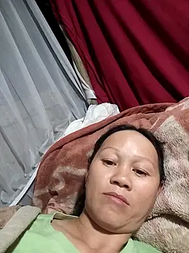 MaiHoa69 online show from November 5, 2025, 9:40 pm