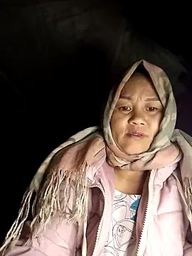 MaiHoa69 online show from February 8, 2026, 12:58 pm